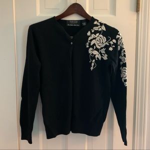 Parisian Signature embroidered cardigan size small